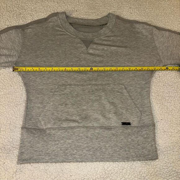 Nine West Active Women’s Crew Mesh Panel Sweatshirt Medium Gently Worn - Picture 8 of 12